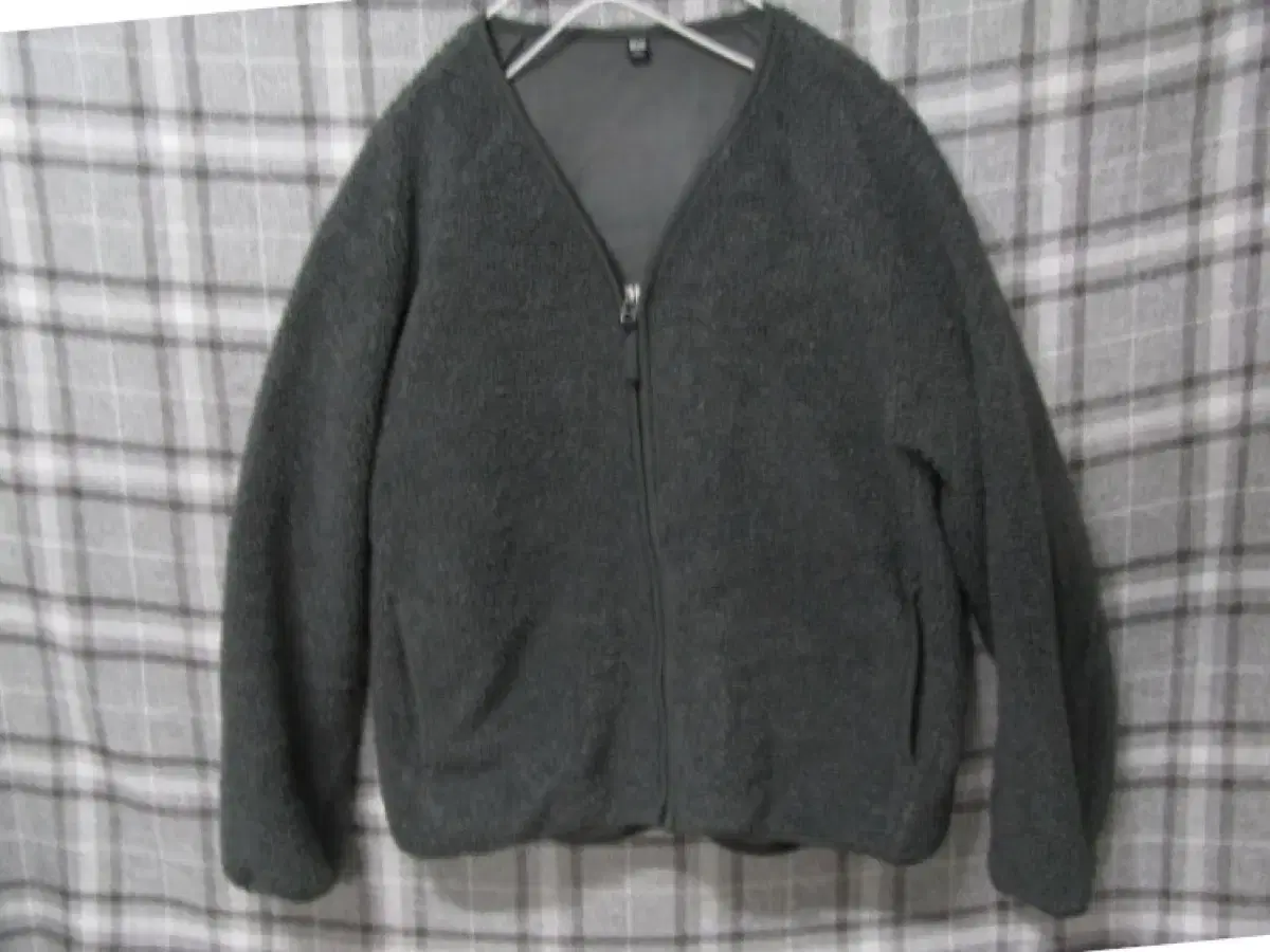 Uniqlo Japanese Edition Dumble Cardigan L