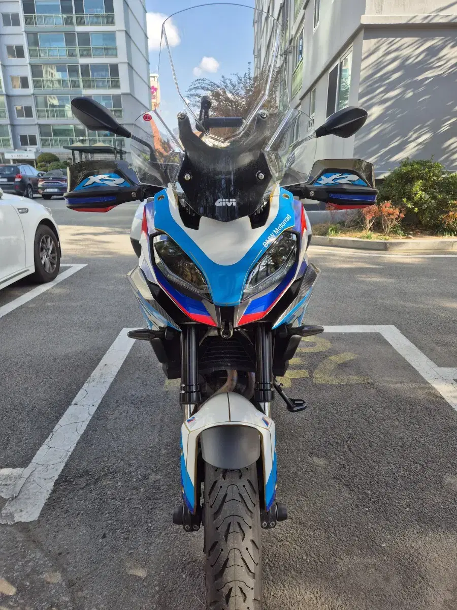 bmw f900xr