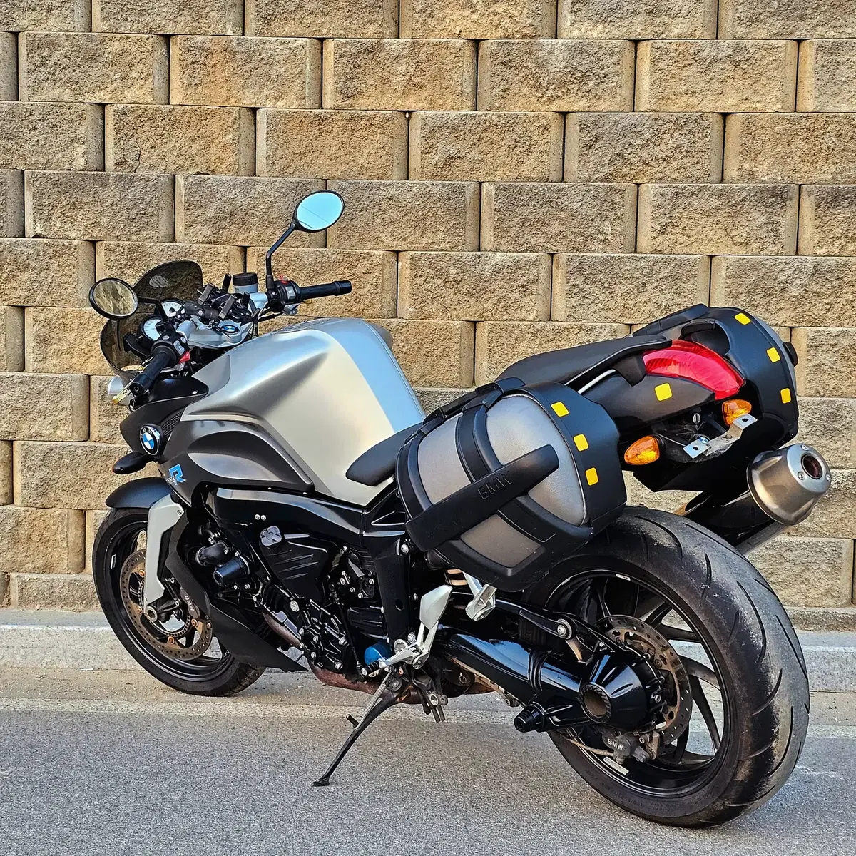 2007년식 k1200r 판매합니다