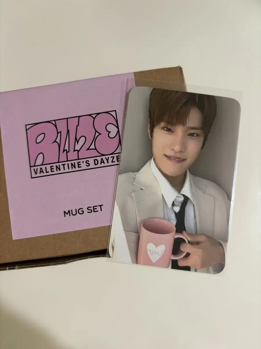 Rize sohee Valentine's mug photocard md sells