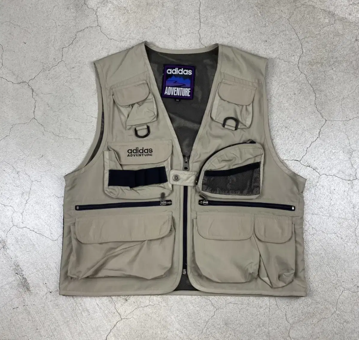 90s Adidas Utility Pocket Fishing Vest (98)