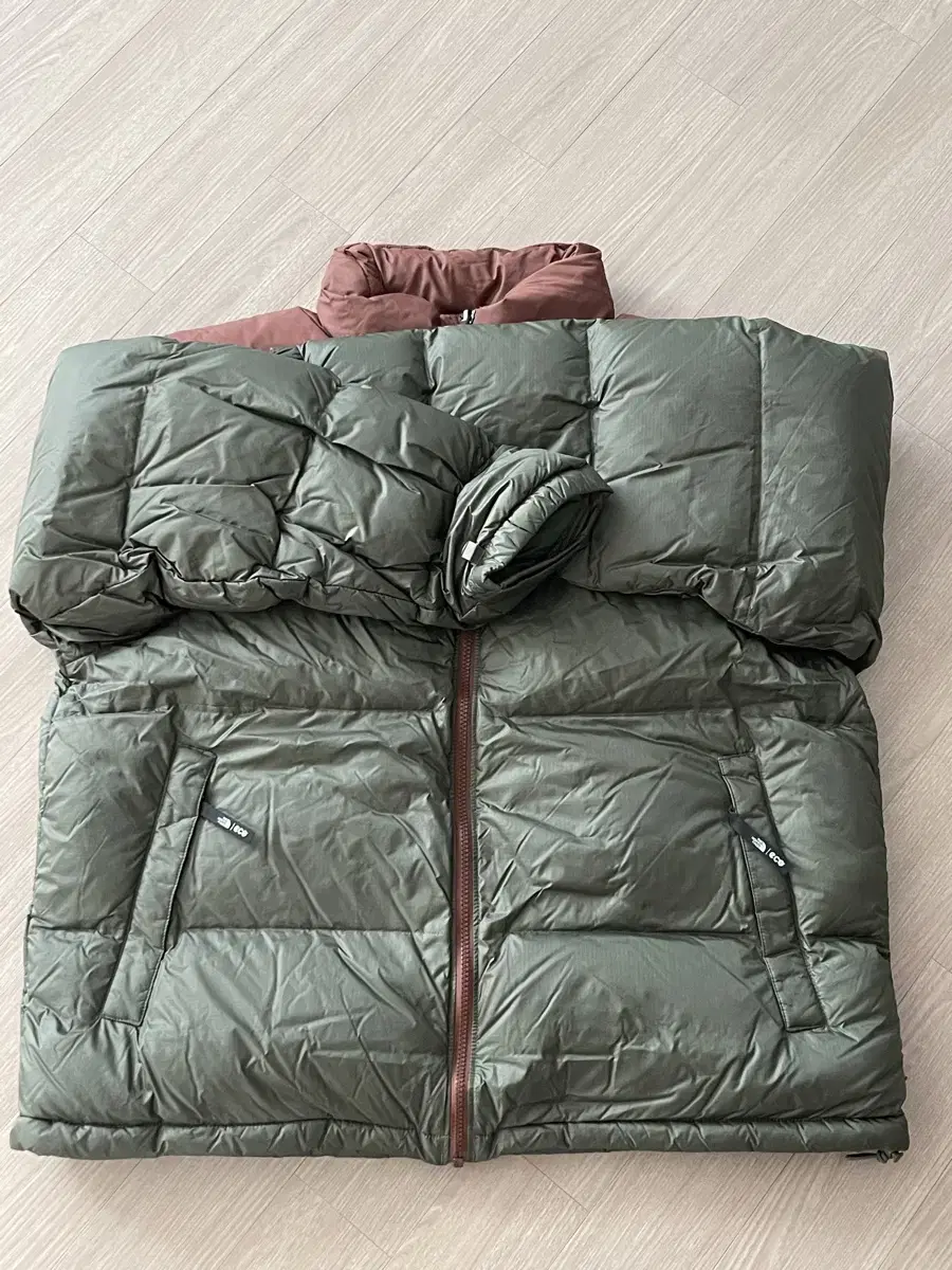 (BRAND NEW) The North Face Knopsie XXL Dark Khaki