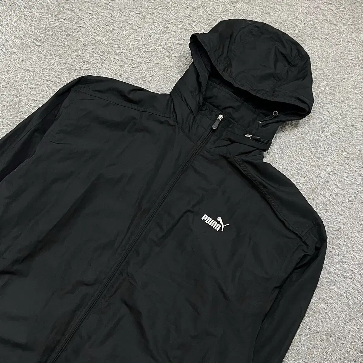 [105] Puma Windbreaker