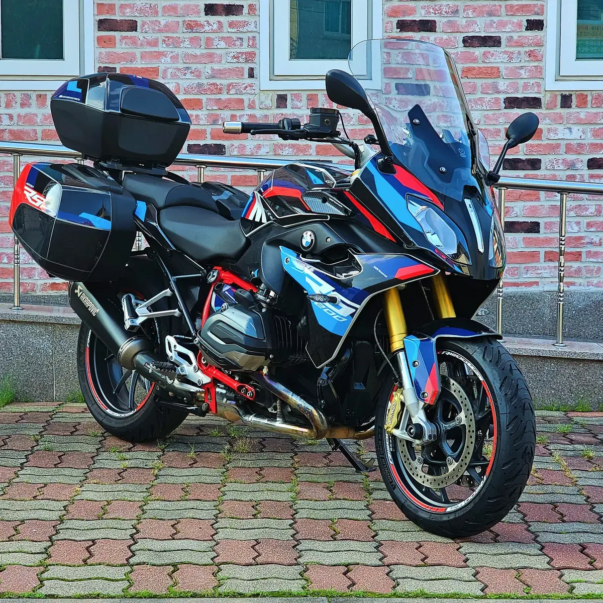 2017년식 bmw r1200rs 키로수 짧음