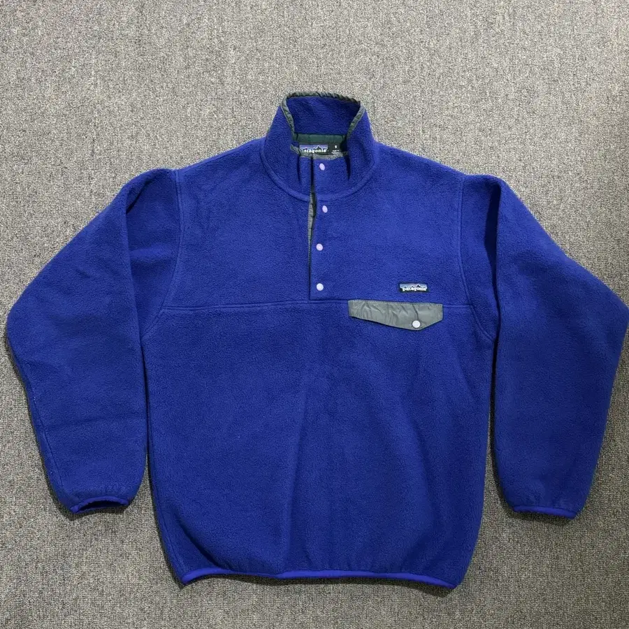 90s Patagonia synchilla snap t