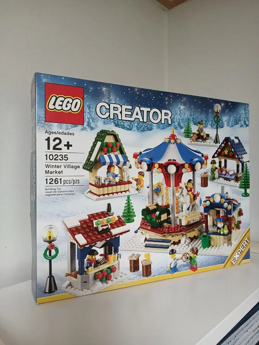 LEGO 10235 Snowy Village Festival MISB