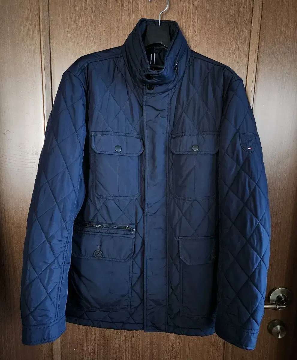 Tommy Quilted Quilted Jacket size M