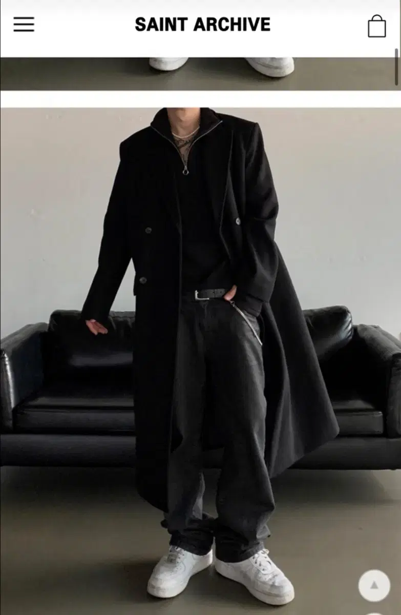 Saint Archive Heavy Double Wool Coat in Black