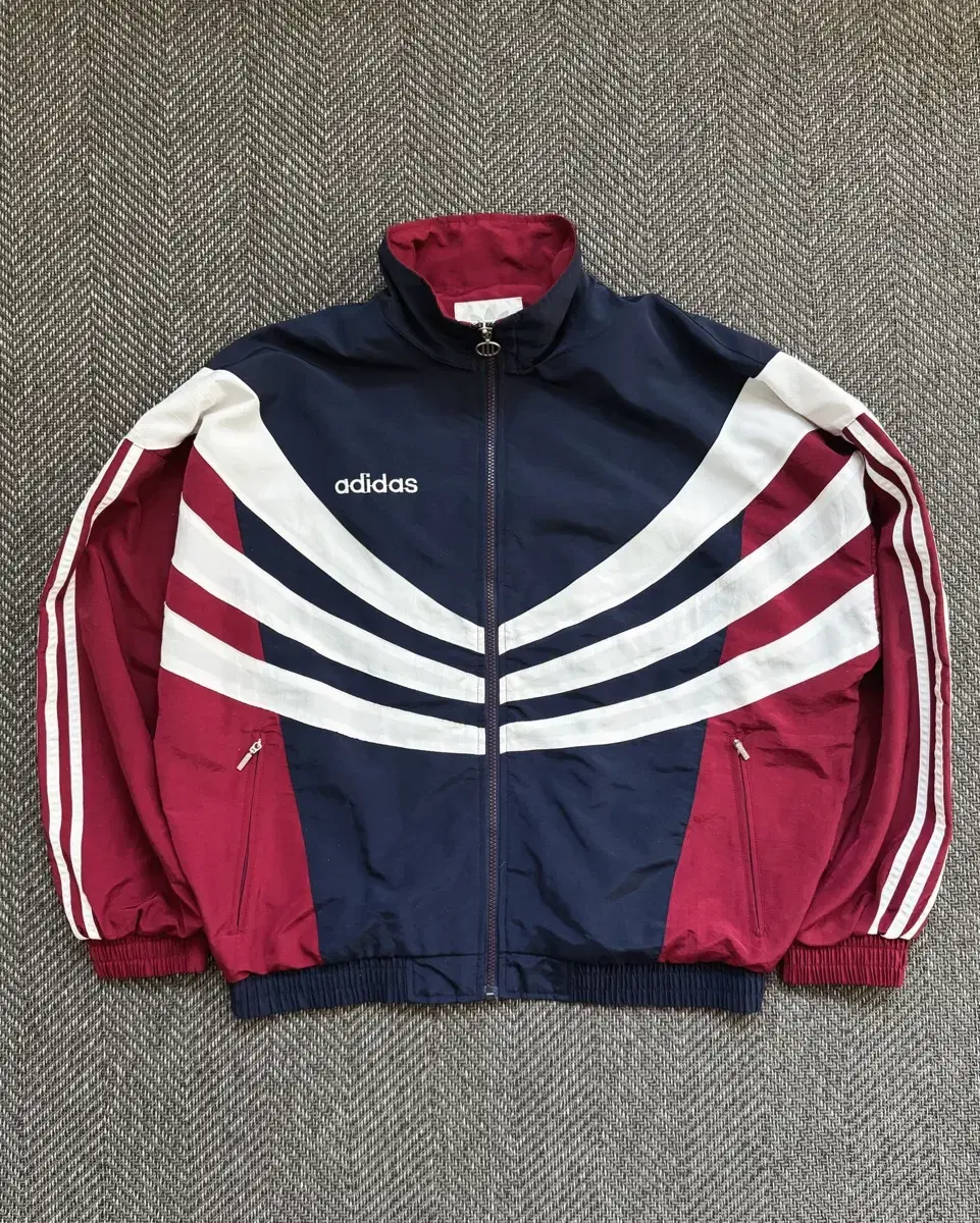 90s Adidas Old School Windbreaker Jacket (105-110)