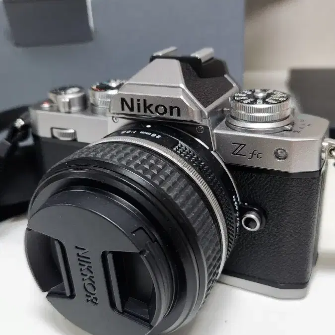 니콘 카메라 Nikon Z fc 28mm