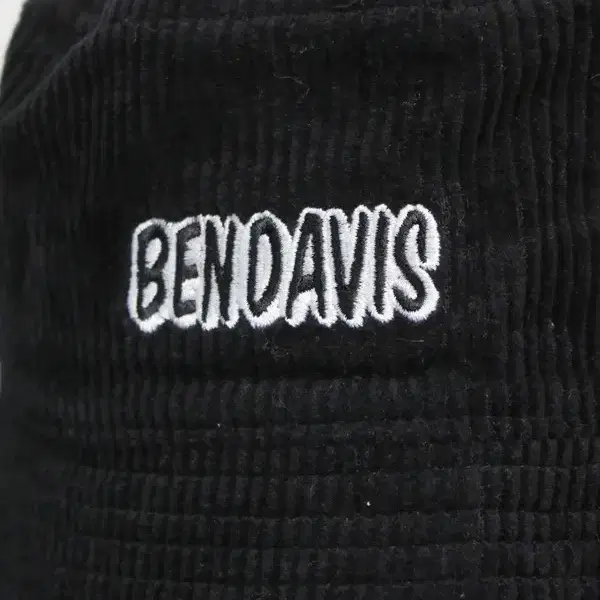 BEN DAVIS  버킷