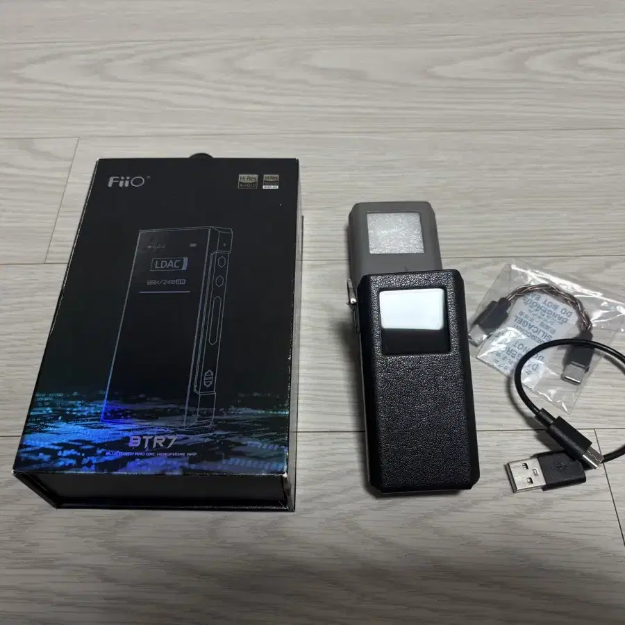 Fiio BTR7(포터블 DAC/AMP 및 블루투스)