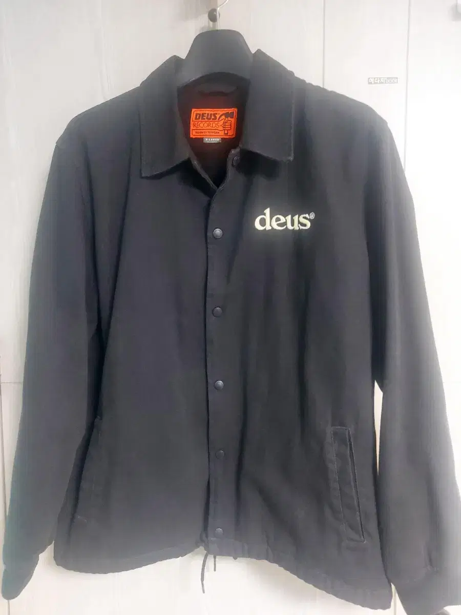 Deus Ex Machina Strata Korea Canvas Coach Jacket XL