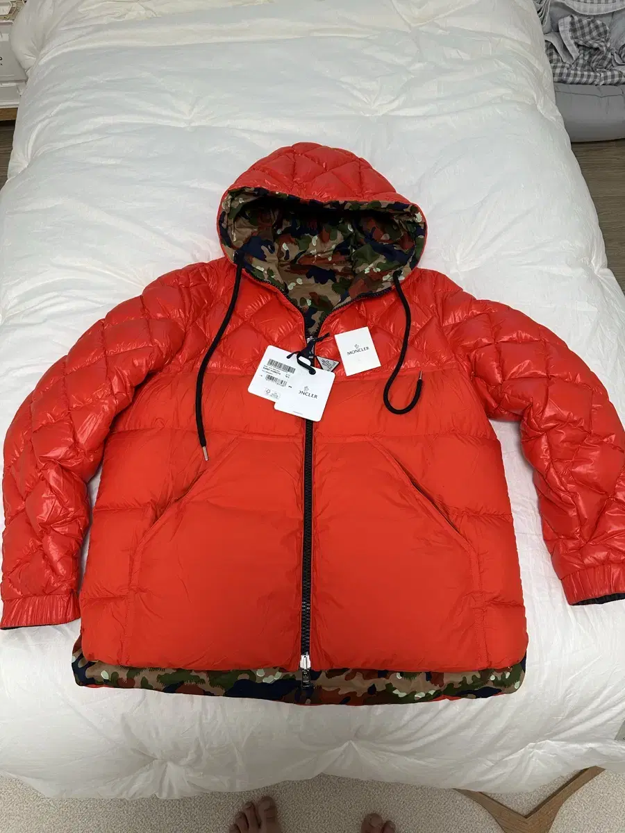 Moncler Reversible Reversible Padded Men's Sale