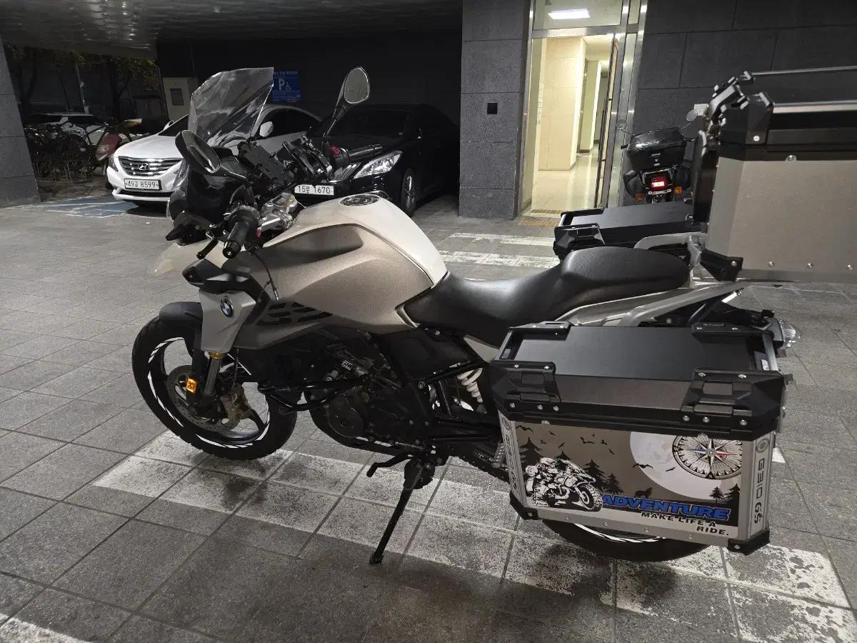 11월 마지막주만 470 판매 G310gs 1600km 22년식 신차급