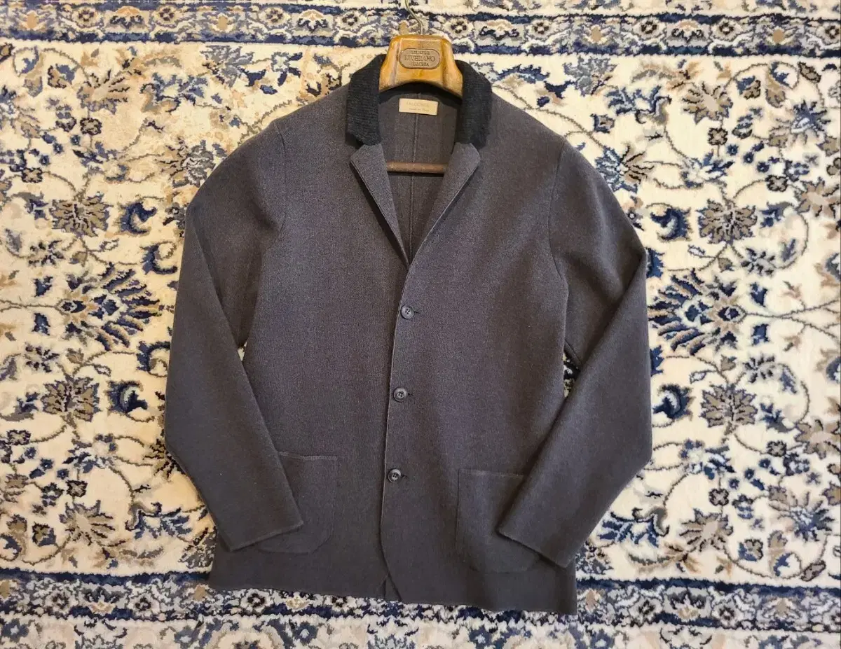 Falconery Tailored Cardigan 100