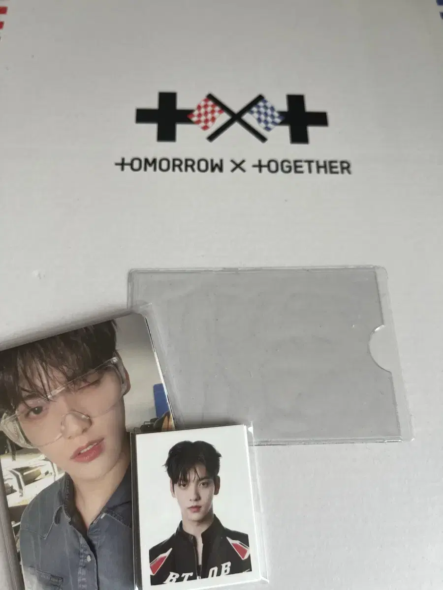 Tomorrow X Together Moa membership kit wts