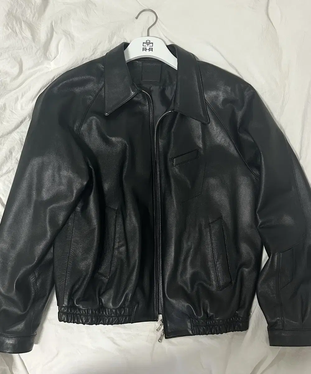 [50] mudule A4 leather jacket