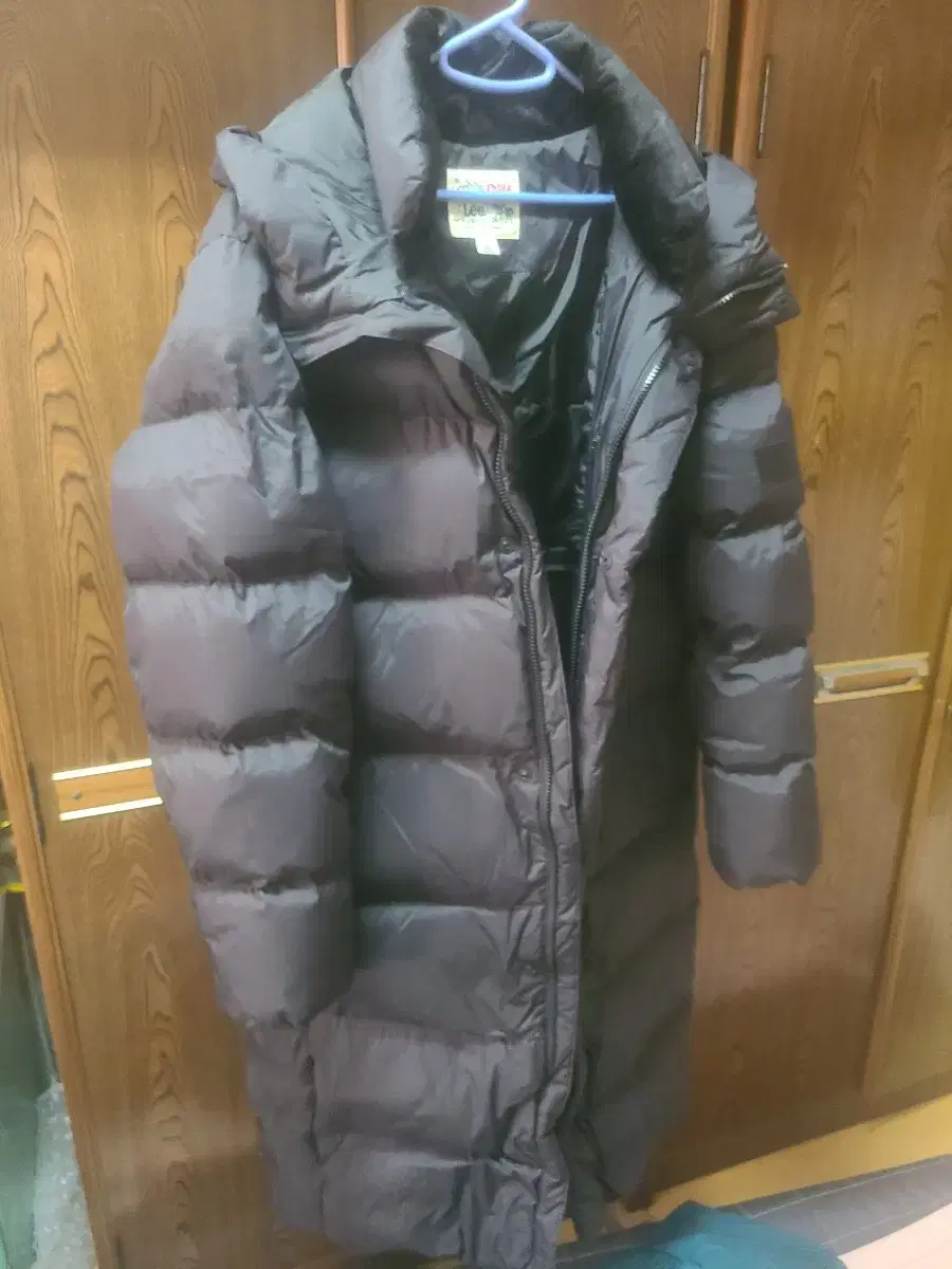 Lee Duck Down Long Puffer Size XL Black buy and offers