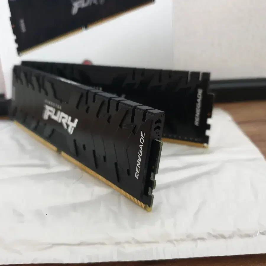 [안전거래] 킹스톤 DDR4 64GB킷 (32GBx2) 4133MHz