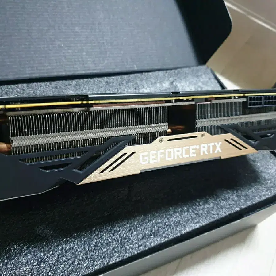 [안전거래] RTX 2080 Ti 11GB 풀박 S급 수율 테스트 완료