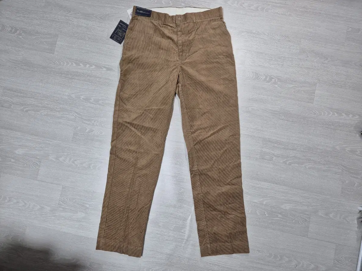 [Free Shipping] Polo Ralph Lauren Corduroy Pants 34 New