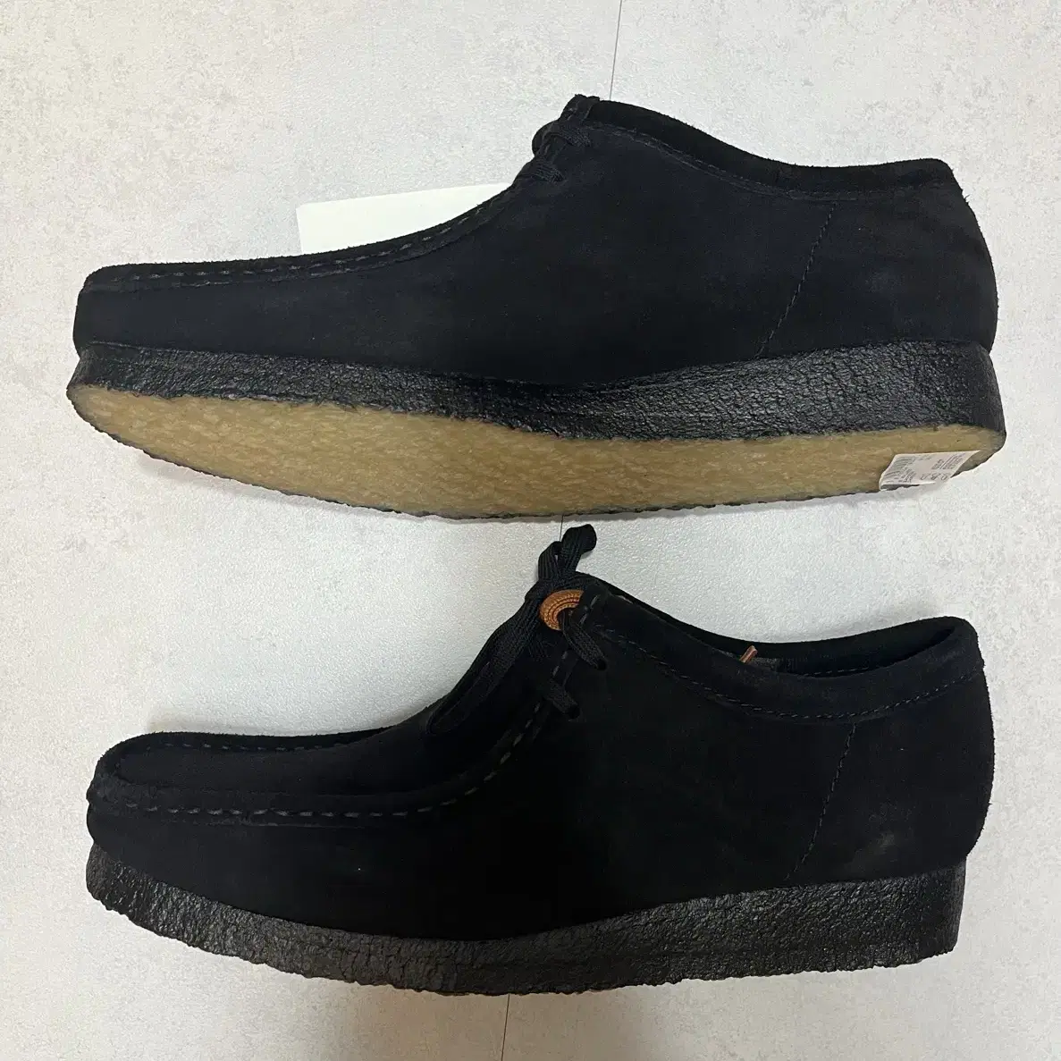 새제품 택o Clarks Wallabee Black Suede