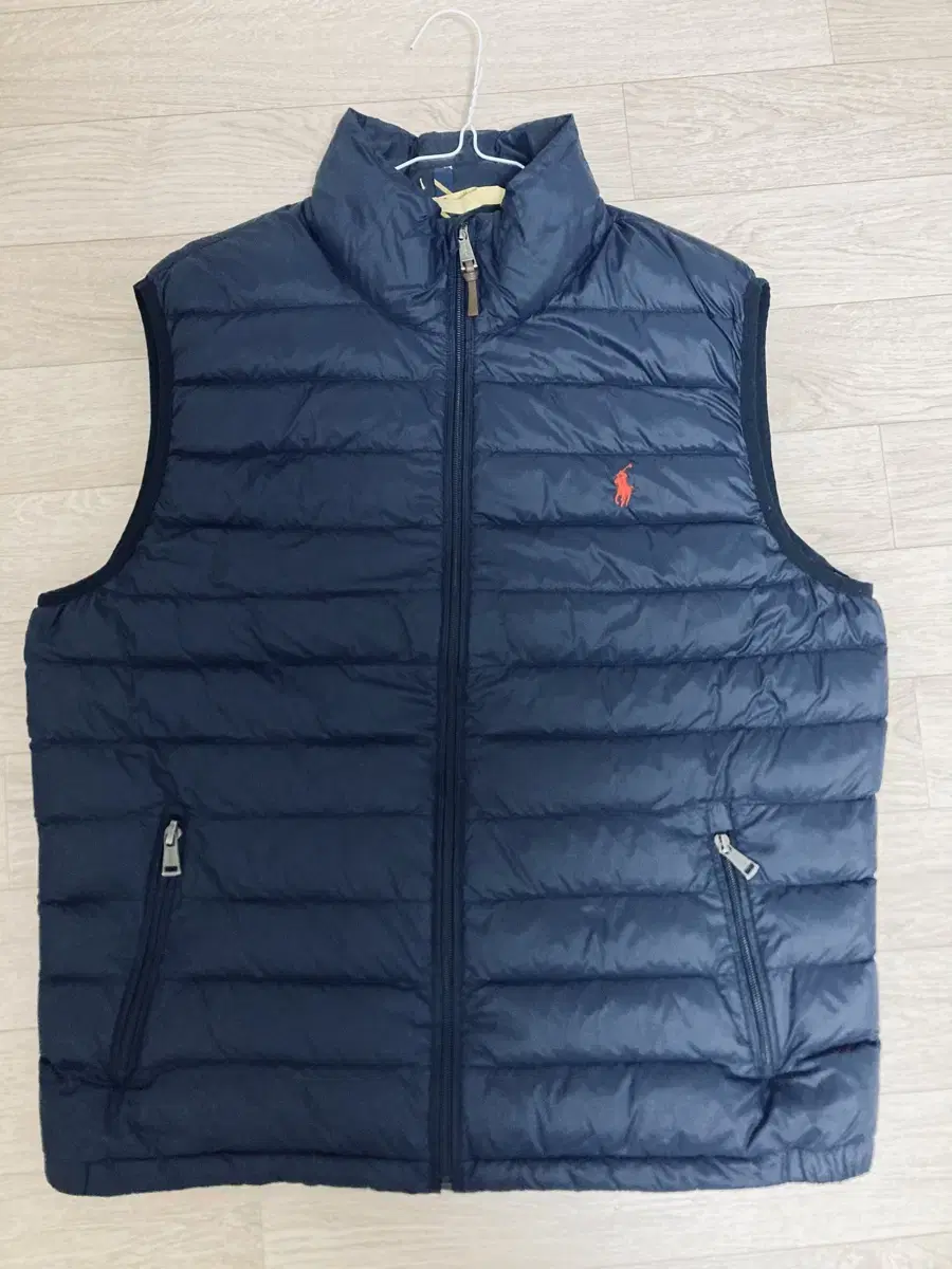 Polo Padded Vest L(105) sells