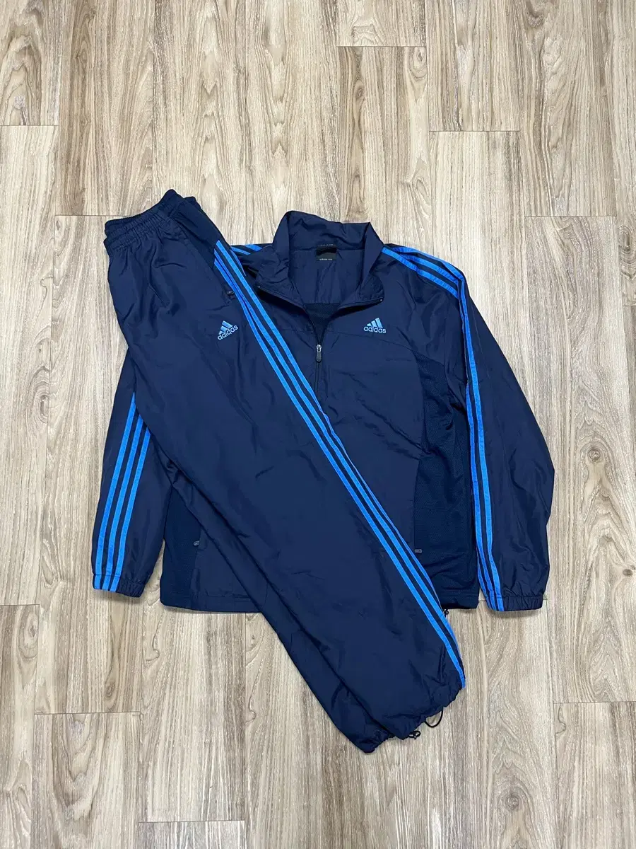 adidas Woven Windbreaker Training Set 110