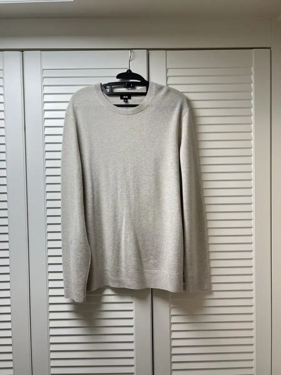 UNIQLO Cashmere knit (100%)