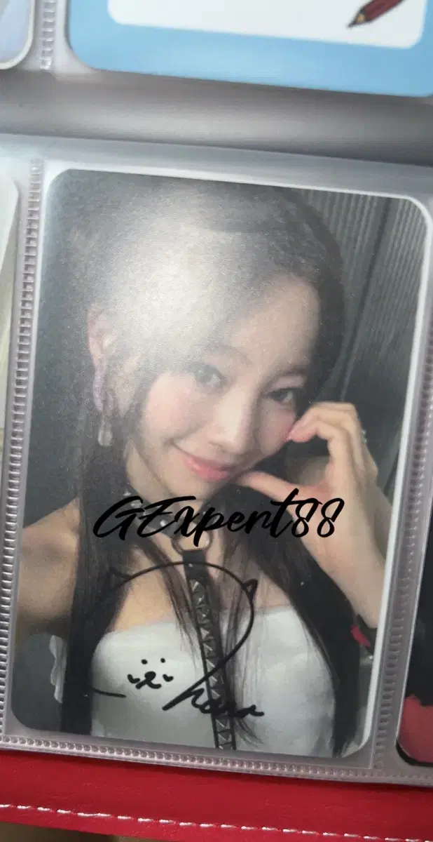 [wts] Dershow MC nayeon sign poca (with a handwritten message from nayeon)