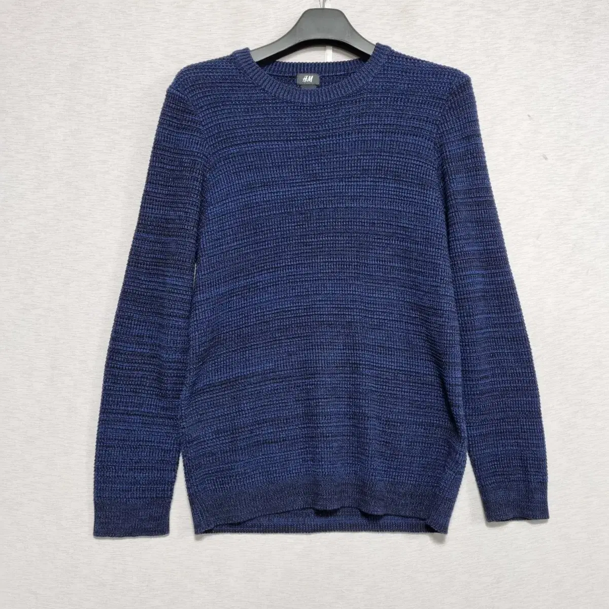 H&M Navy Round Knit Men100ㅡ1125