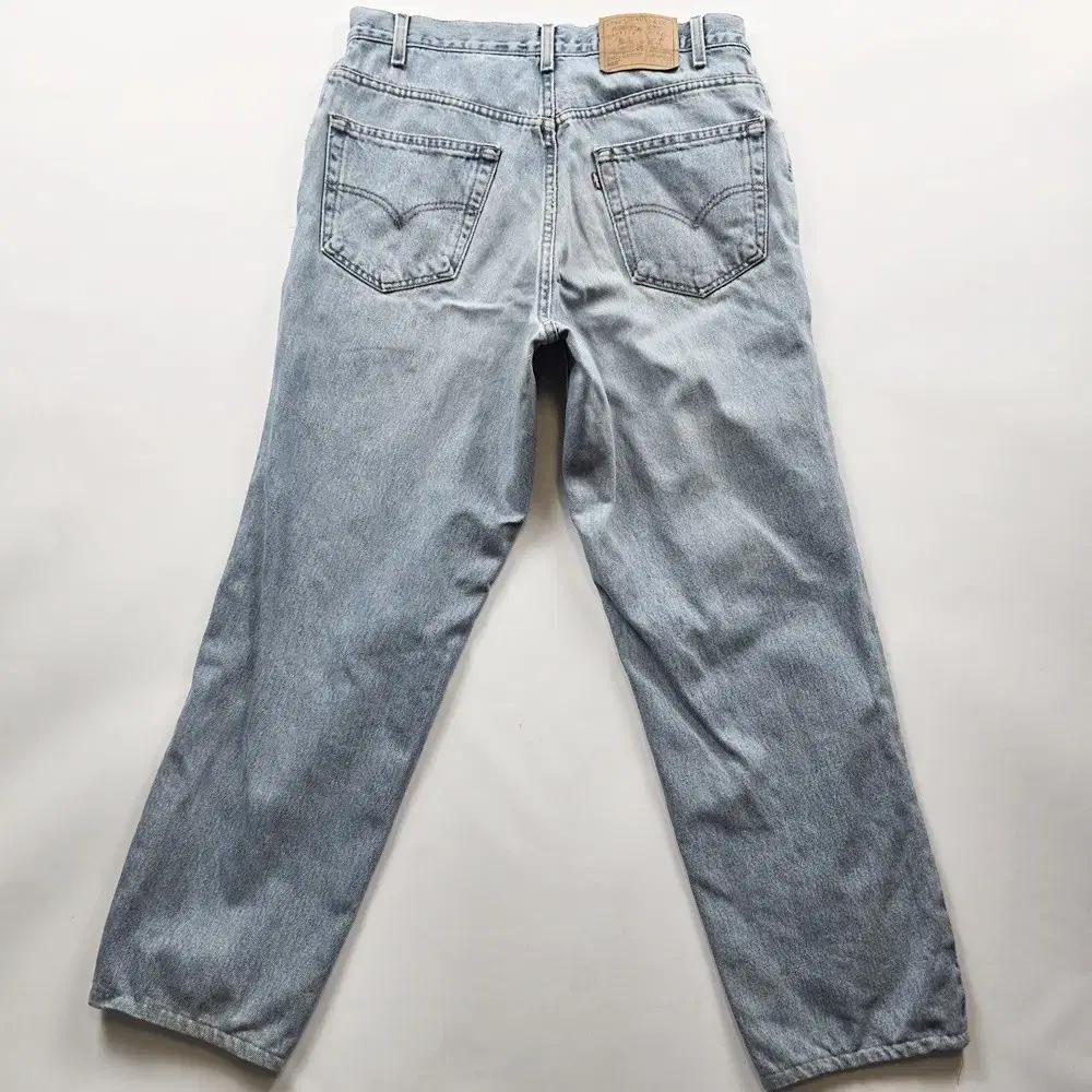 Levi's 560 Jeans Light Blue Denim Size 33 NO.7306