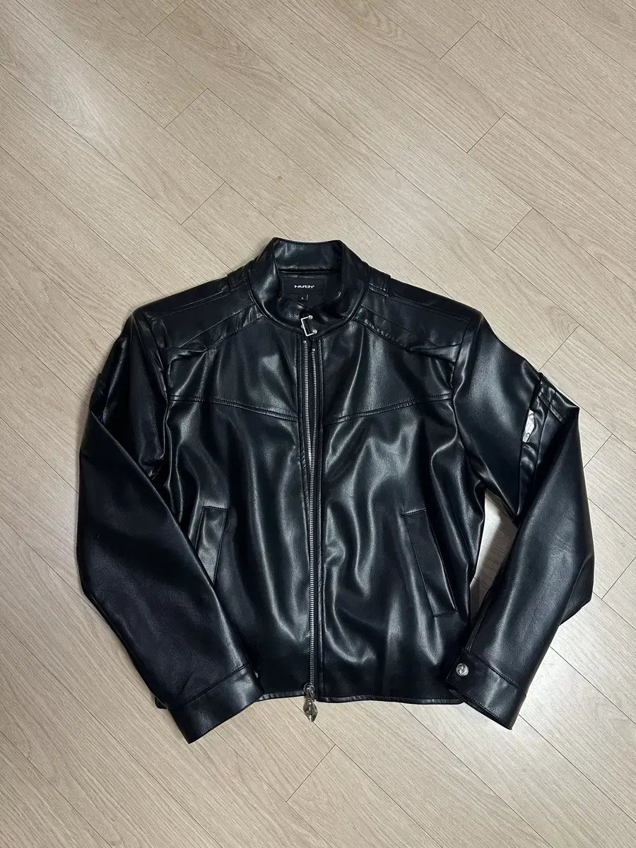 Coldwave Neckclip Leather Jacket sells 100 sizes