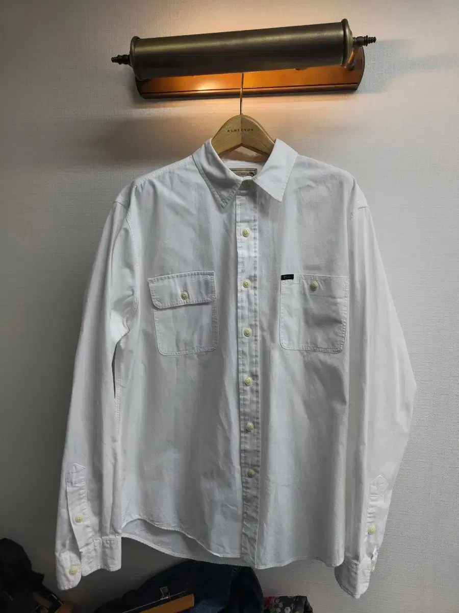 L) Polo Ralph Lauren White Shirt Sells