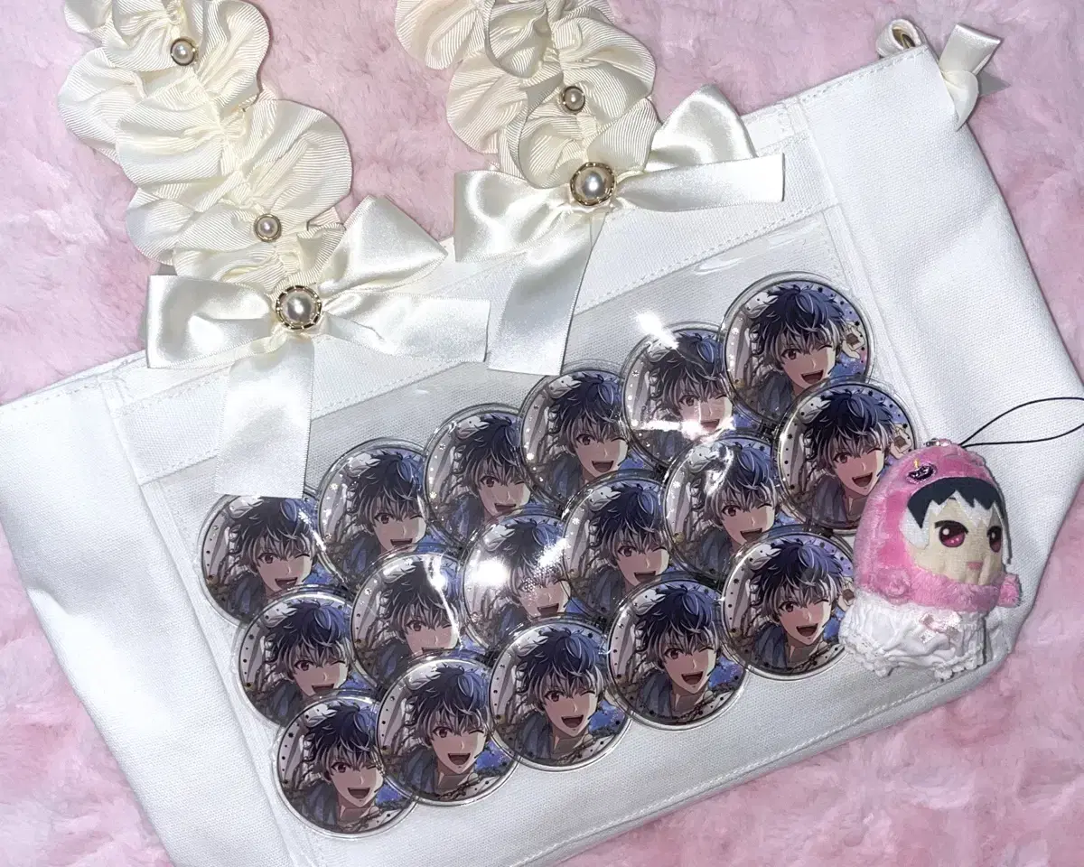 Nayeon momo Mubinana UR Canvas Badge Zakamat Frill Ita Bag White