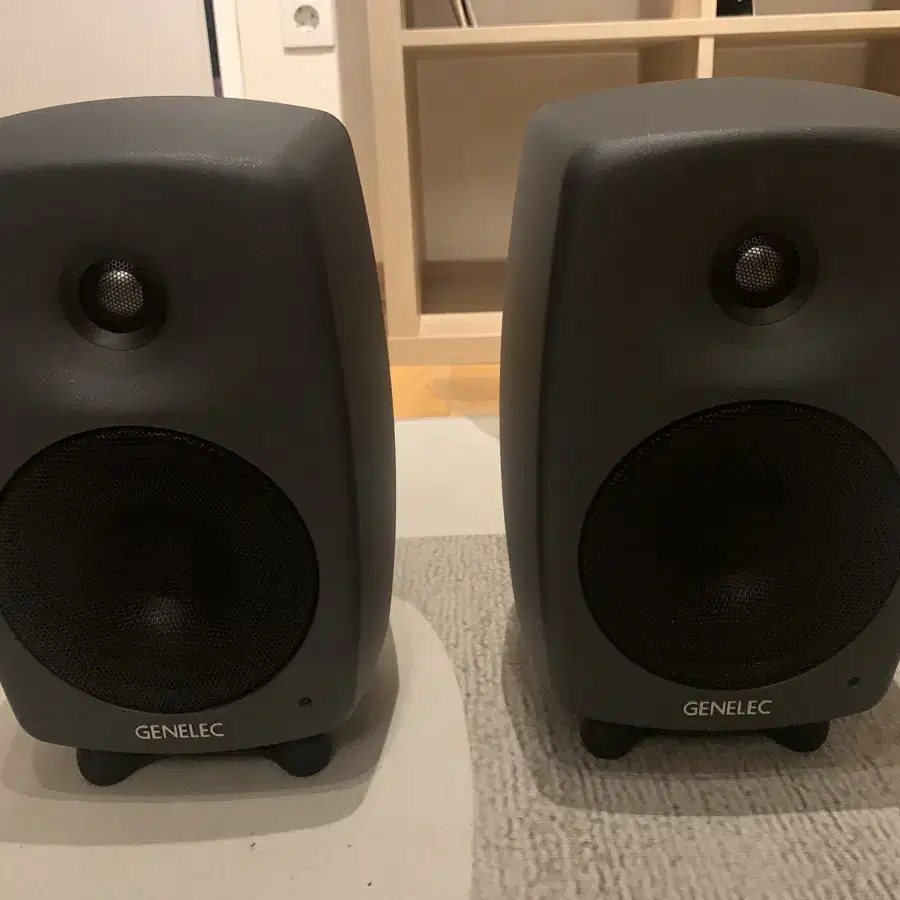 Genelec 제네렉 8030c 1조