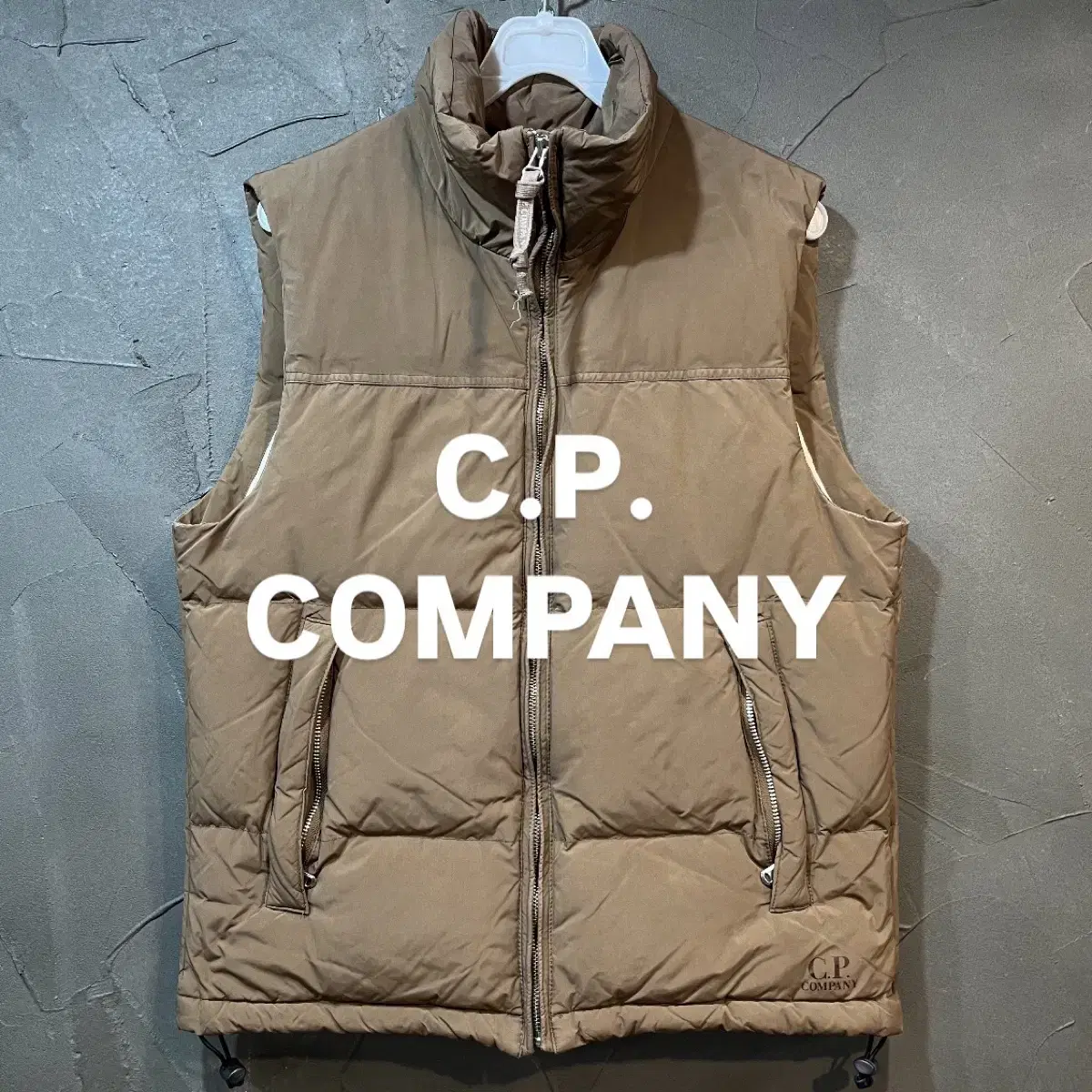 [46] CP COMPANY 씨피 컴퍼니 패딩 조끼