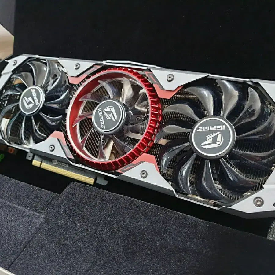 [안전거래] 컬러풀 RTX2080Ti 11GB 풀박스 S급