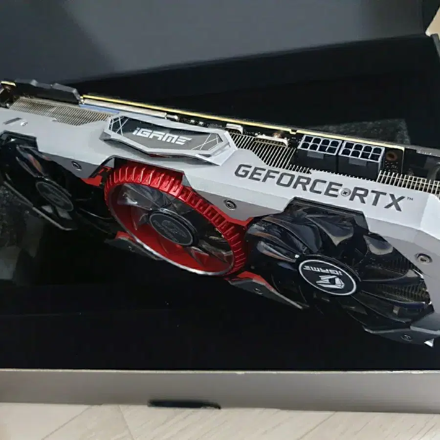 [안전거래] 컬러풀 RTX2080Ti 11GB 풀박스 S급