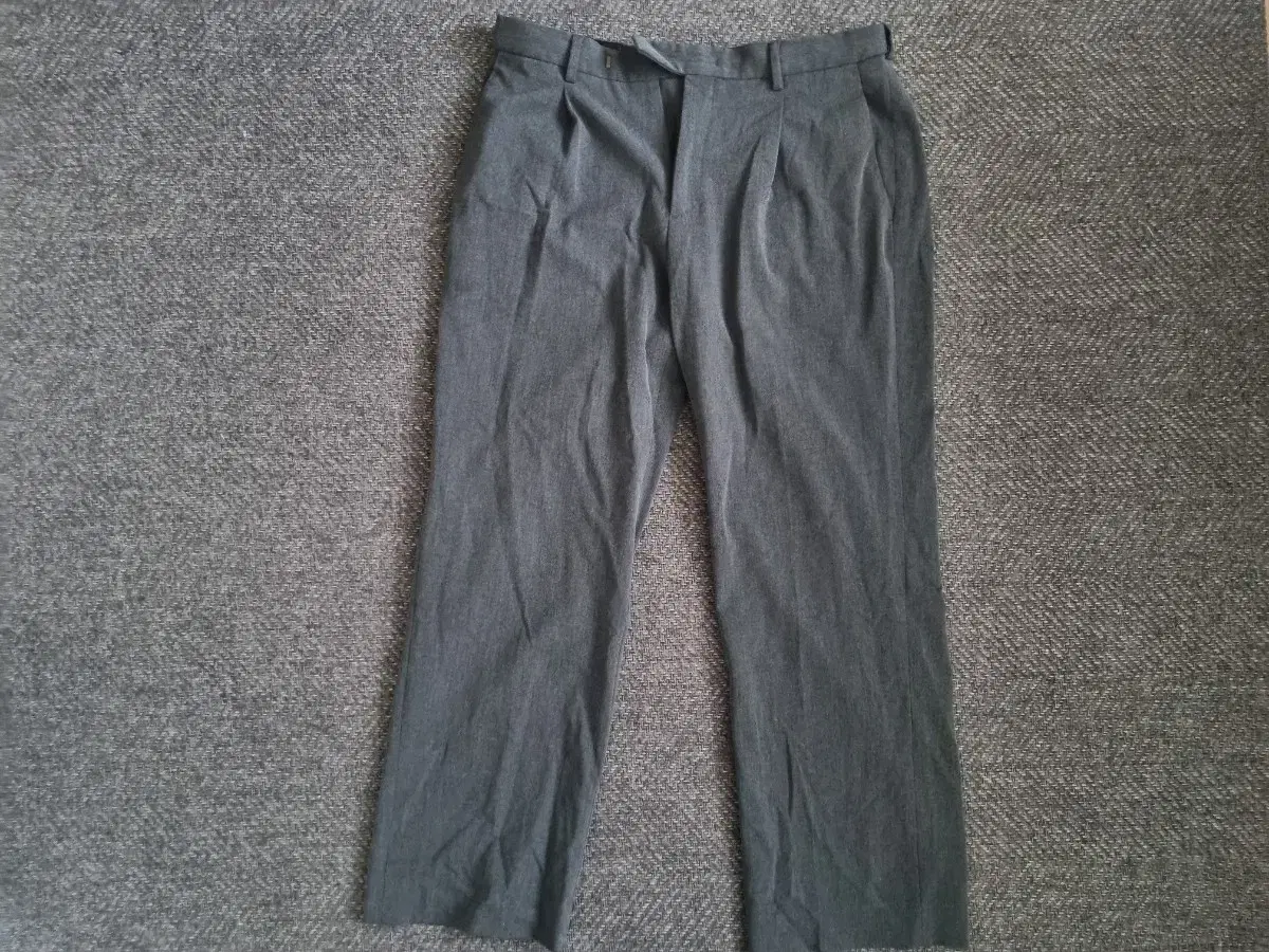 Wide Hidden Banding Slacks in Plain Medium Gray