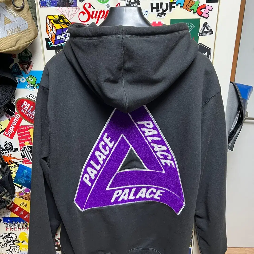 PALACE TRI-CHENILLE HOOD BLACK