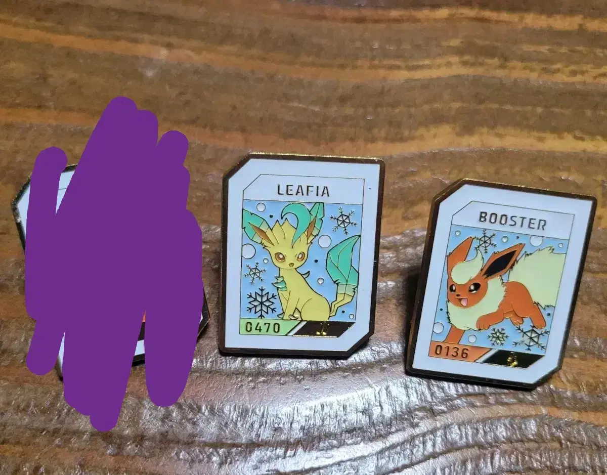 Defective) Isaktoast Pokémon Collaboration Badge sell Lipia Booster