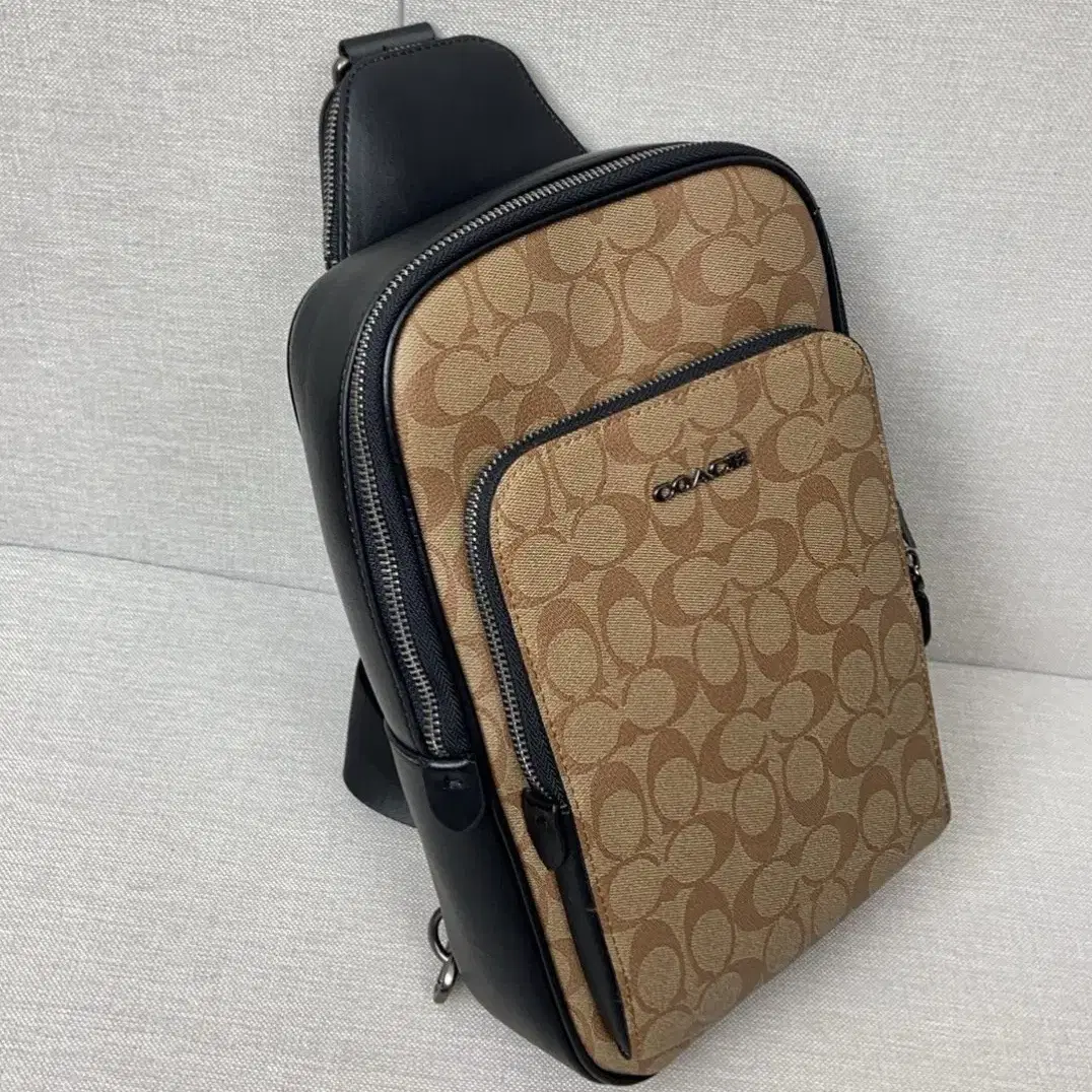 코치 COACH CO910 cpn 남자 Ethan 슬링 크로스백