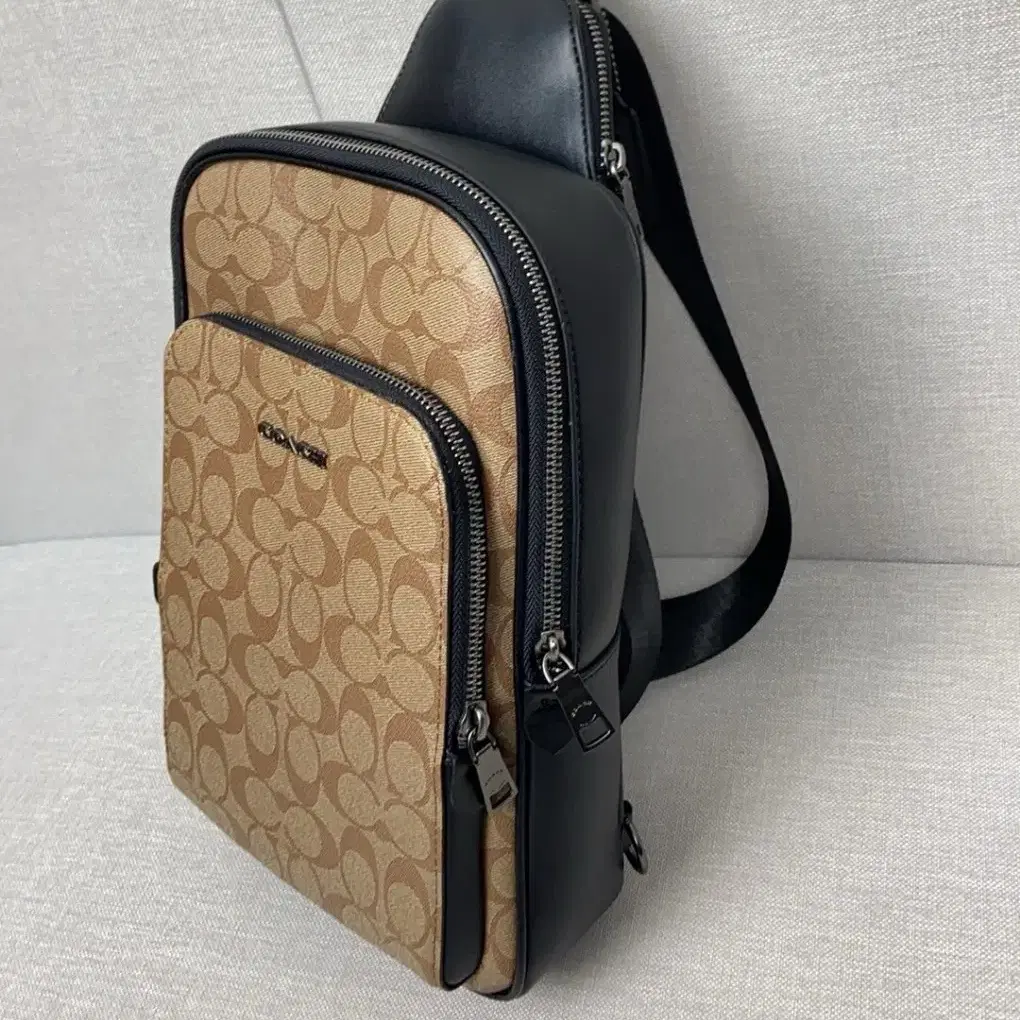 코치 COACH CO910 cpn 남자 Ethan 슬링 크로스백