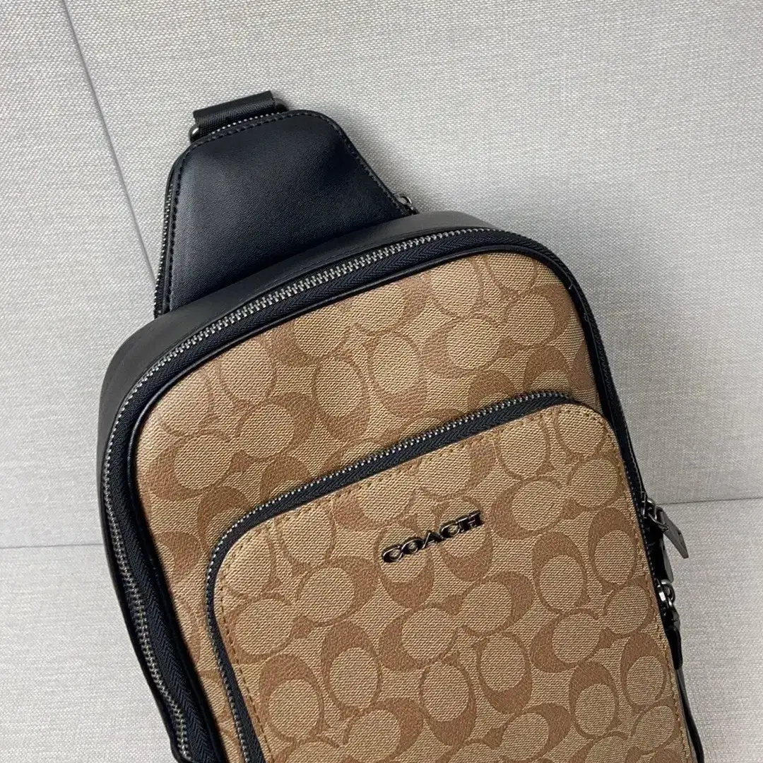 코치 COACH CO910 cpn 남자 Ethan 슬링 크로스백