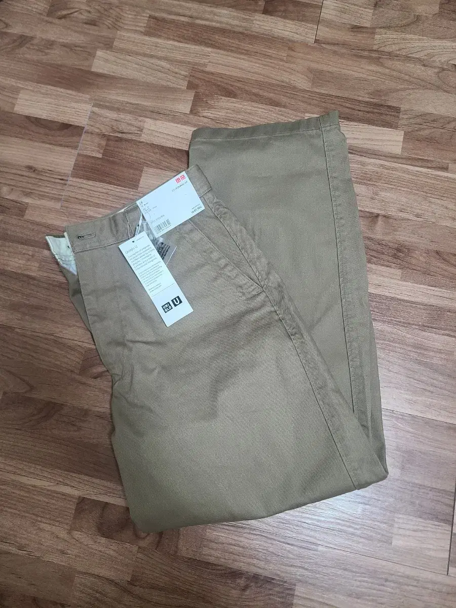 New Arrivals Uniqlo U Wide Fit Chino Pants 76