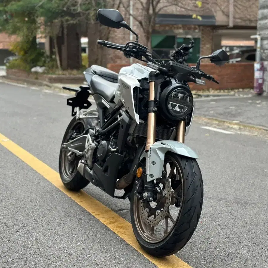 혼다 cb125r 21년식 판매합니다