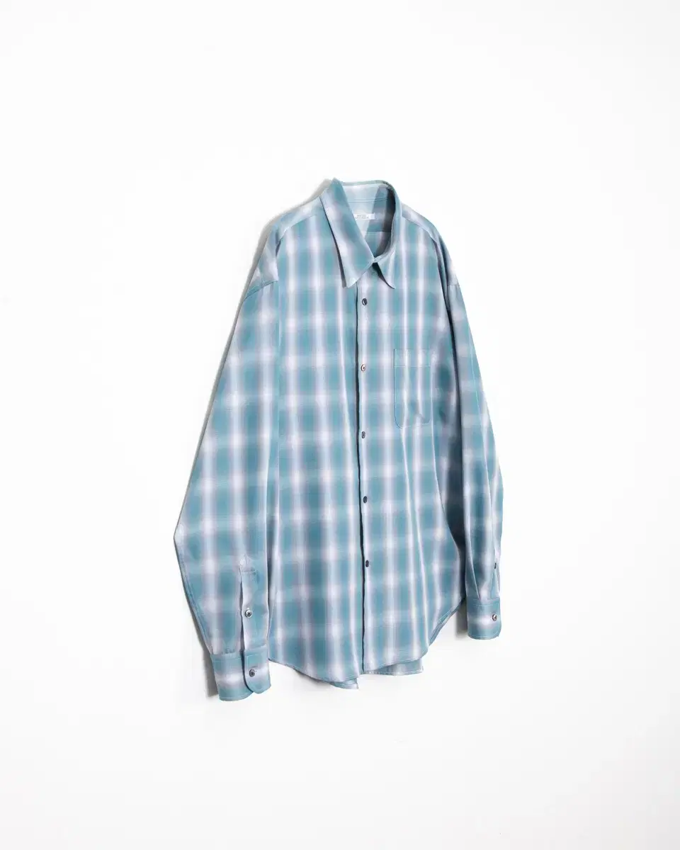 Matisse Curator / Ombré Shirt bloo size 3