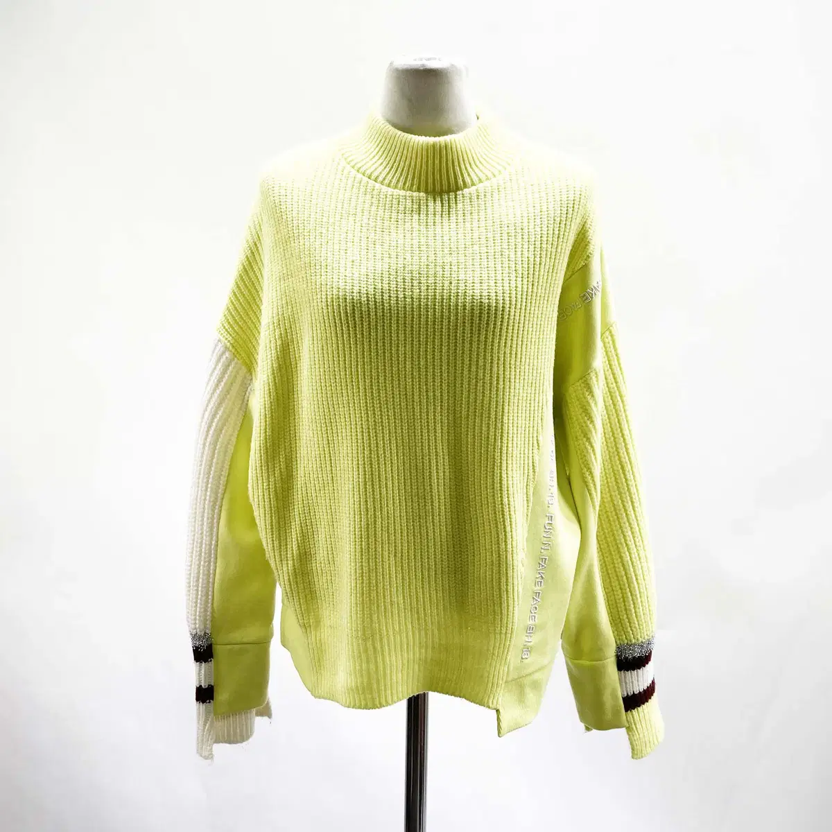 Zuu Zuu WomenCasual Knit 80 Jin Sense